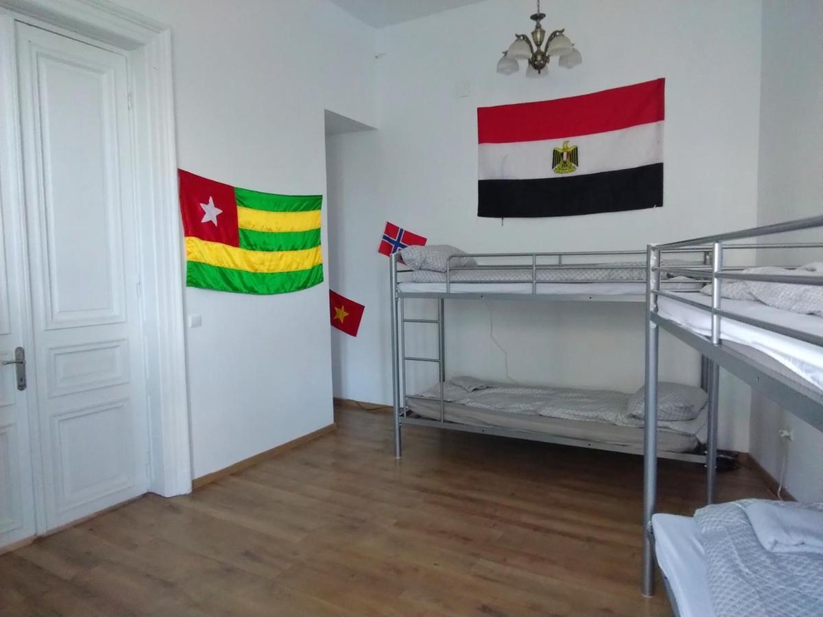 Bucuresti Bucuresti Hostel Luaran gambar