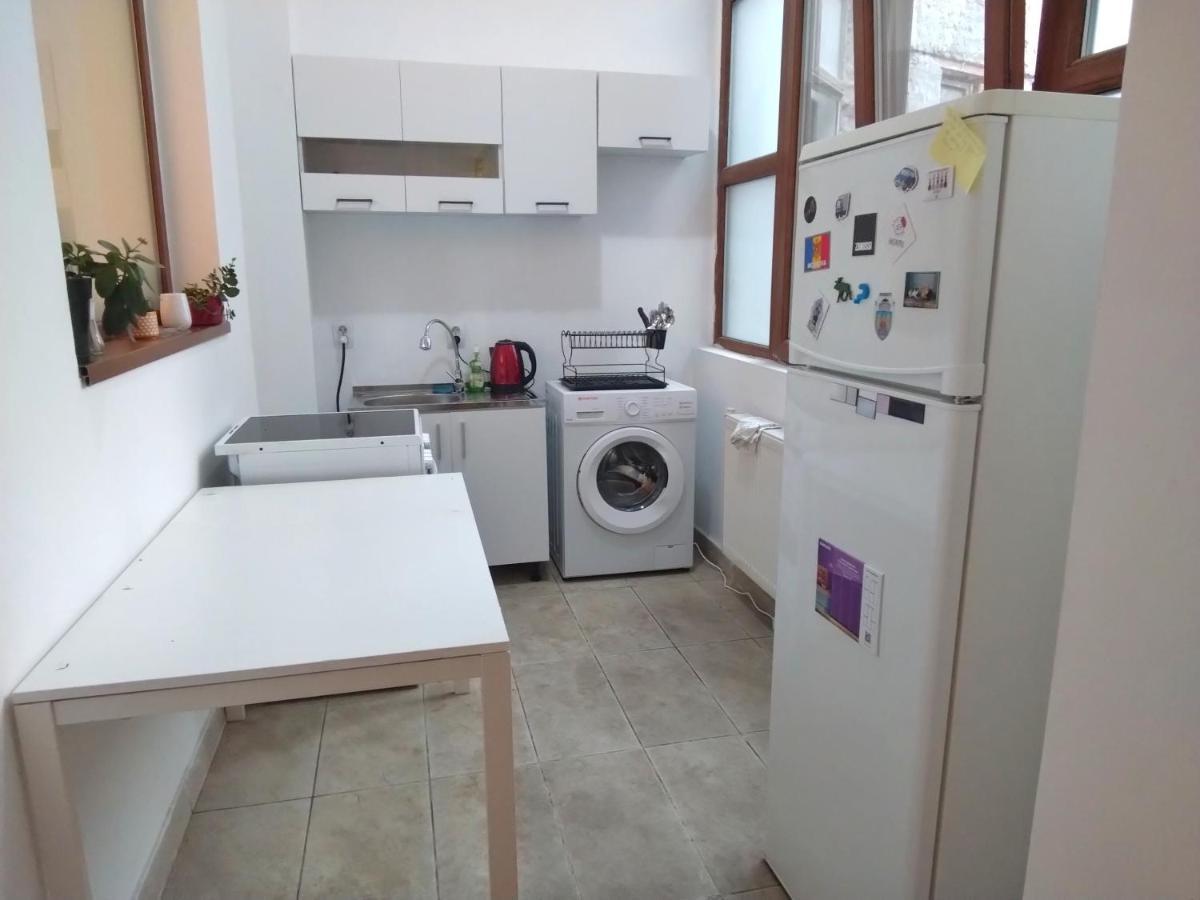 Bucuresti Bucuresti Hostel Luaran gambar
